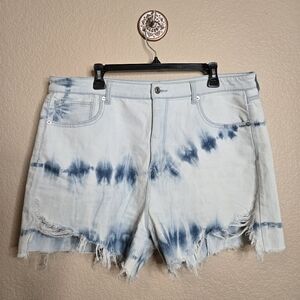 American Eagle Highest Rise Mom Shorts 18